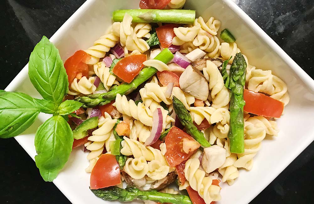 pasta salad with champagne dressing Champagne Vinaigrette Rainbow Pasta Salad – Dress It Up Dressing