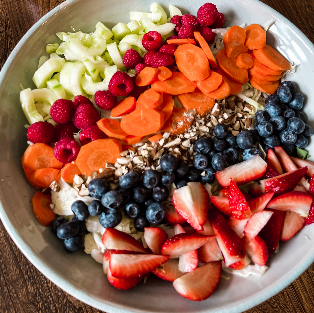 Berry Veggie Detox Salad